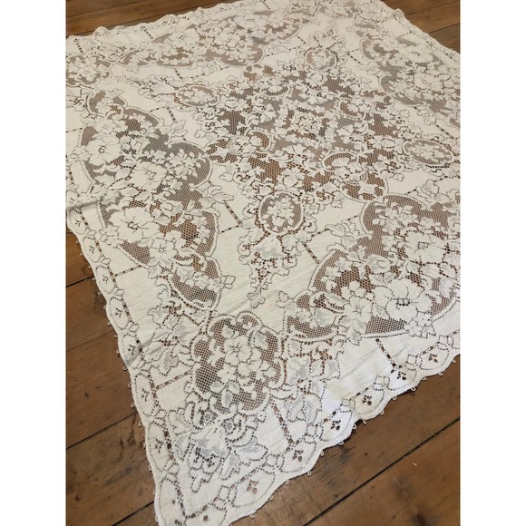 Vintage Quaker Lace Tablecloth 4200 Ivory 44”wide  x 48”long - Picture 2 of 6